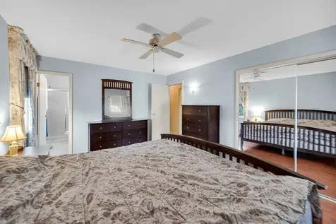 12 Regent Court Buffalo Grove IL 60089