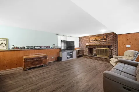 12 Regent Court Buffalo Grove IL 60089