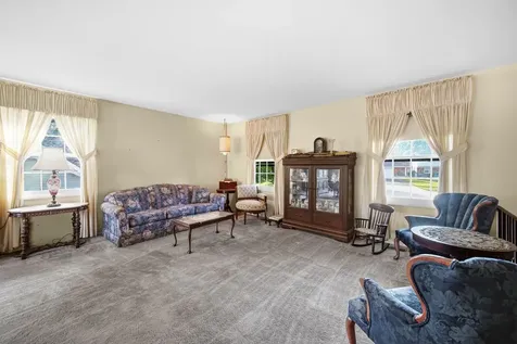 12 Regent Court Buffalo Grove IL 60089