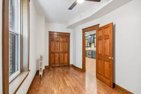 5218 South Dorchester Avenue Chicago IL 60615