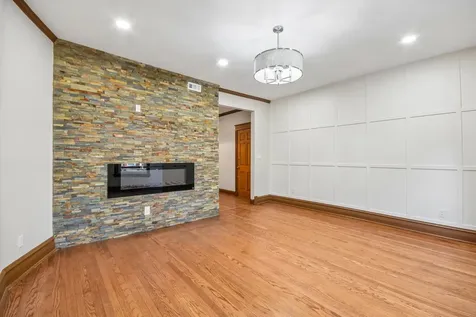 5218 South Dorchester Avenue Chicago IL 60615