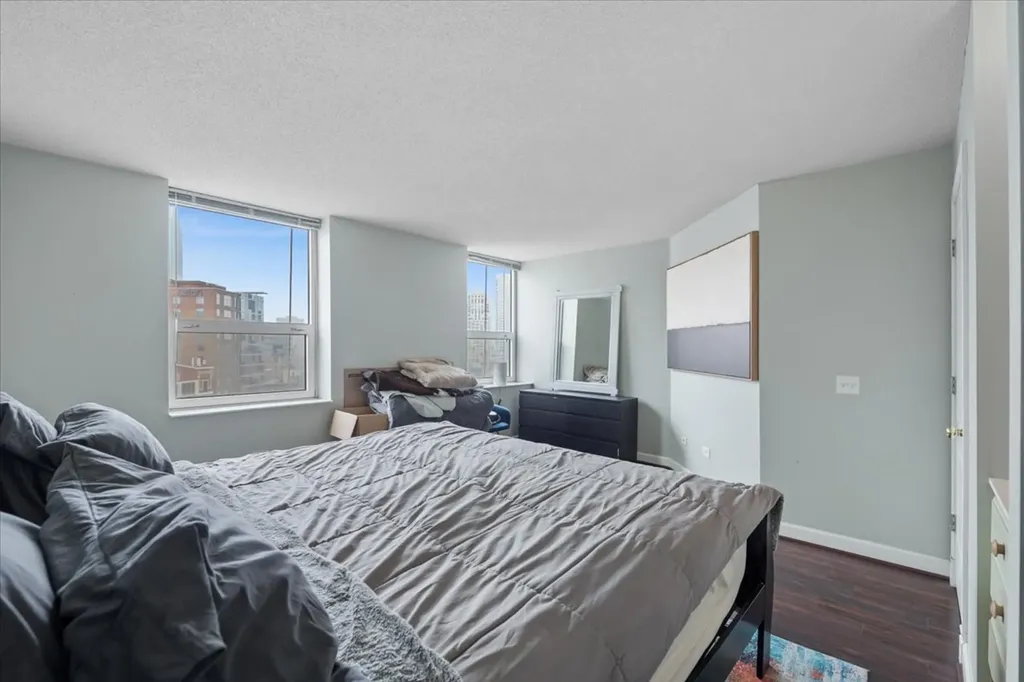 545 North Dearborn Street Chicago IL 60610