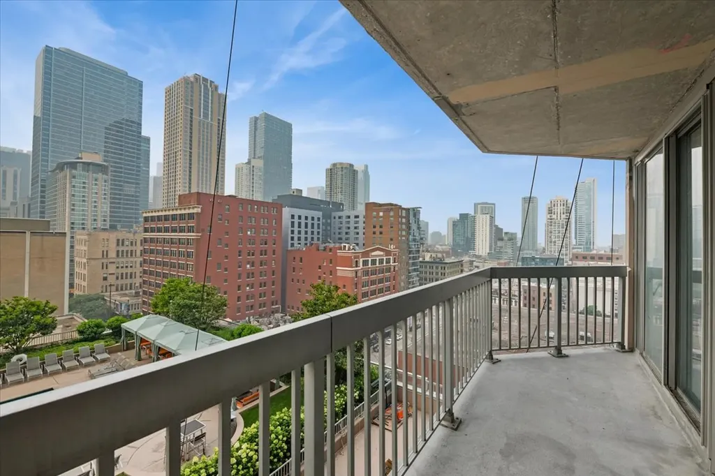 545 North Dearborn Street Chicago IL 60610