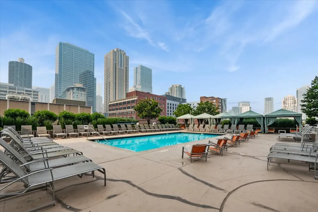 545 North Dearborn Street Chicago IL 60610