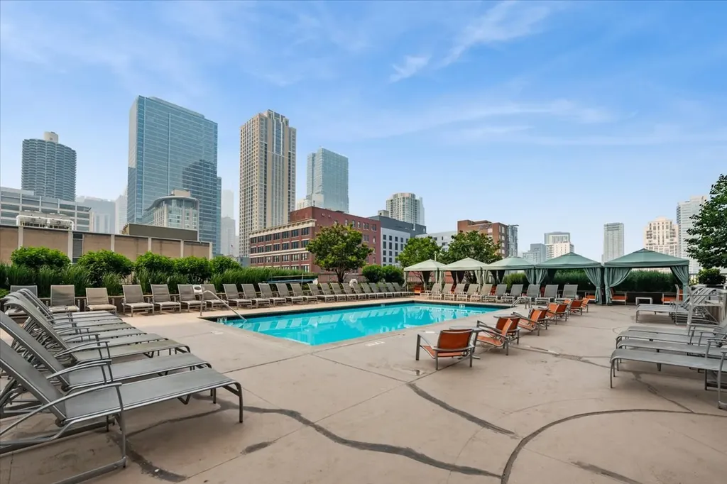 545 North Dearborn Street Chicago IL 60610