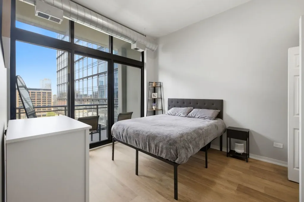 740 West Fulton Street Chicago IL 60661