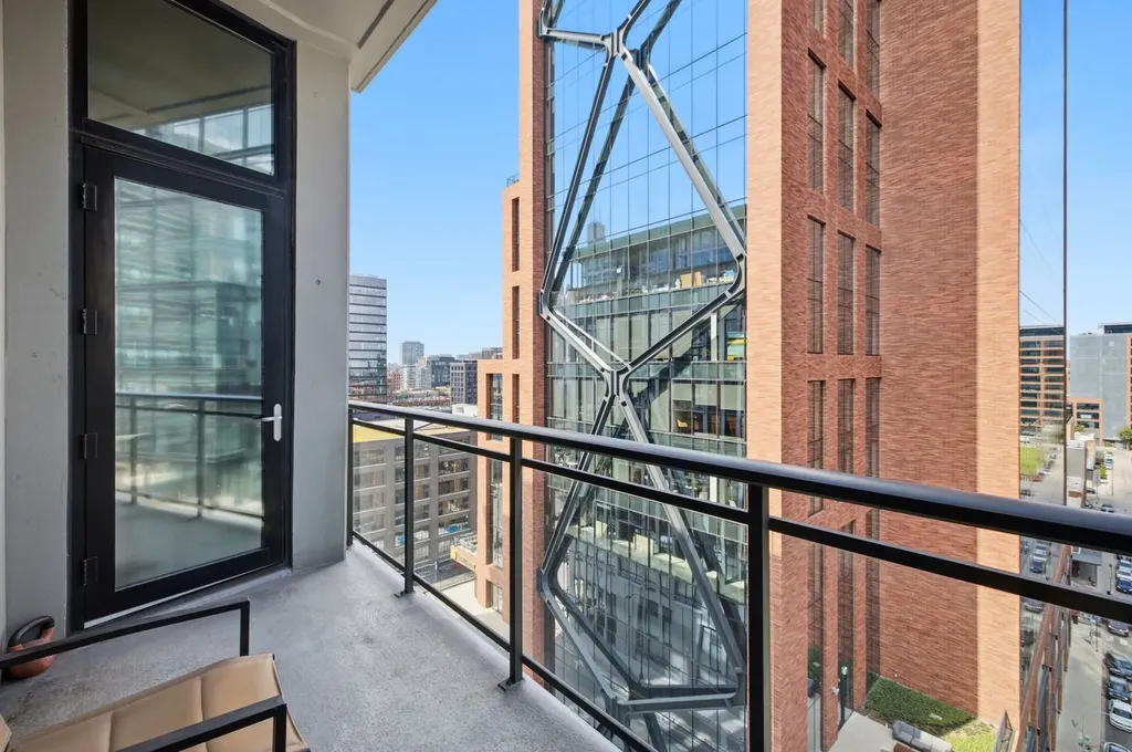 740 West Fulton Street Chicago IL 60661