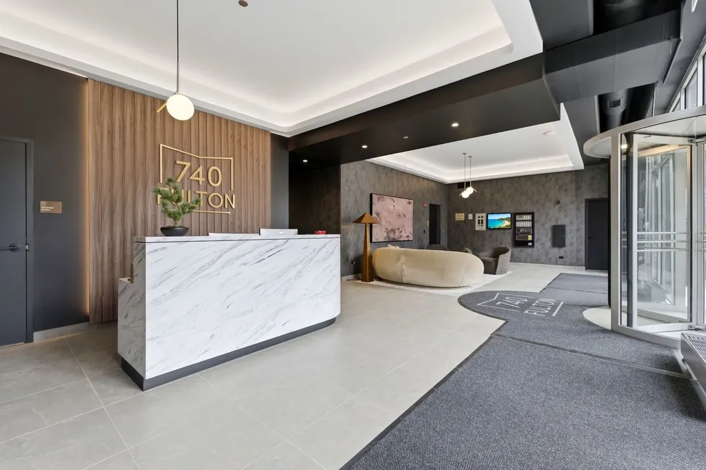 740 West Fulton Street Chicago IL 60661