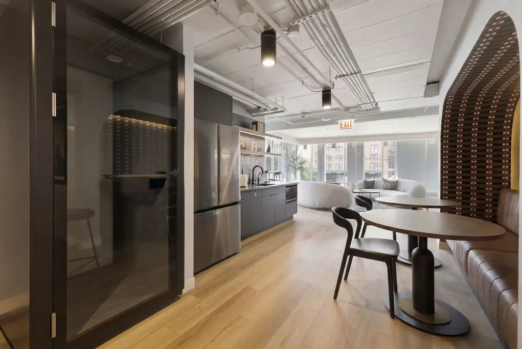 740 West Fulton Street Chicago IL 60661