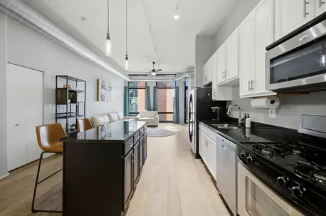 740 West Fulton Street Chicago IL 60661