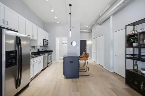 740 West Fulton Street Chicago IL 60661