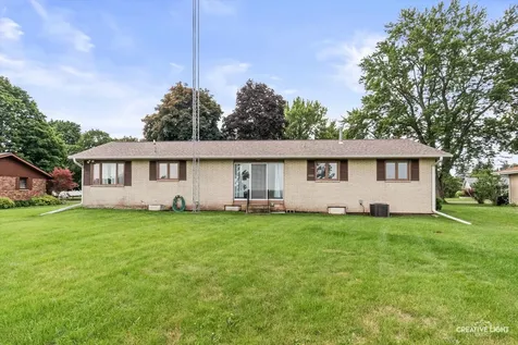 444 Wyoming Avenue Paw Paw IL 61353