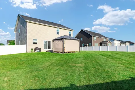864 Blue Aster Parkway Gilberts IL 60136