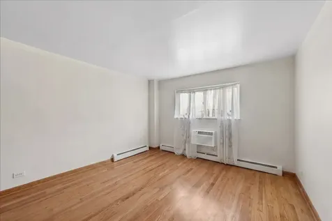 1567 Ridge Avenue Evanston IL 60201