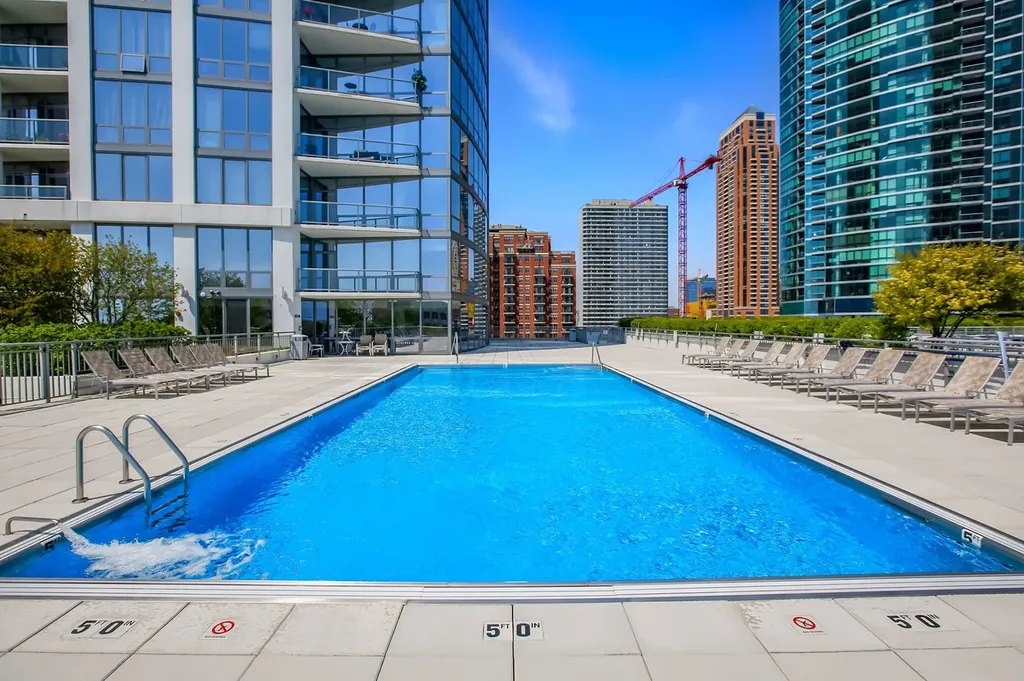 1235 South Prairie Avenue Chicago IL 60605