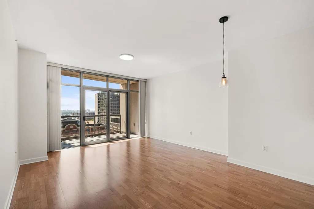 1235 South Prairie Avenue Chicago IL 60605