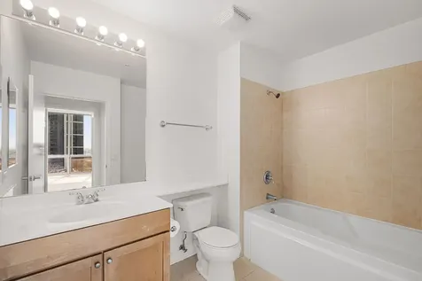 1235 South Prairie Avenue Chicago IL 60605