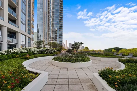 1235 South Prairie Avenue Chicago IL 60605