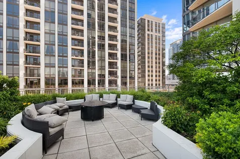 1235 South Prairie Avenue Chicago IL 60605