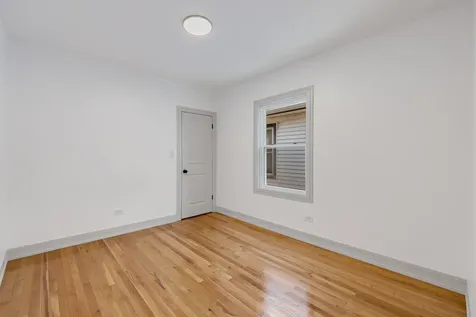 10205 South Yale Avenue Chicago IL 60628