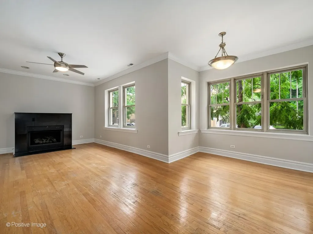 2129 North Kedzie Boulevard Chicago IL 60647