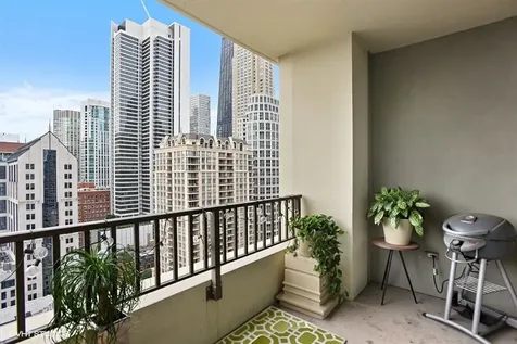 25 East Superior Street Chicago IL 60611