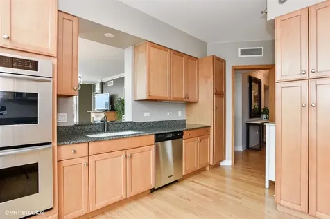 25 East Superior Street Chicago IL 60611