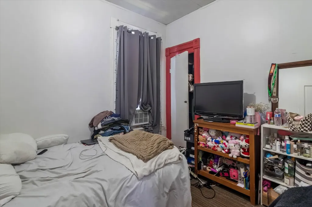 1922 North Central Park Avenue Chicago IL 60647