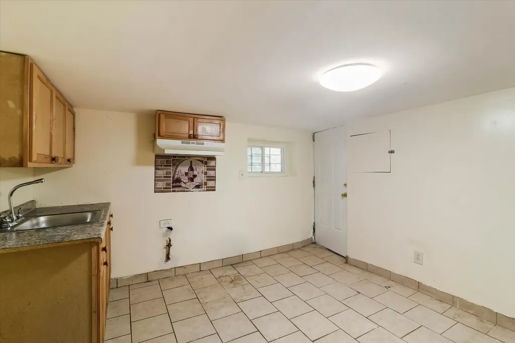 1922 North Central Park Avenue Chicago IL 60647