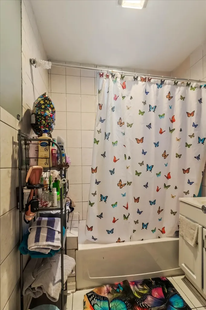1922 North Central Park Avenue Chicago IL 60647