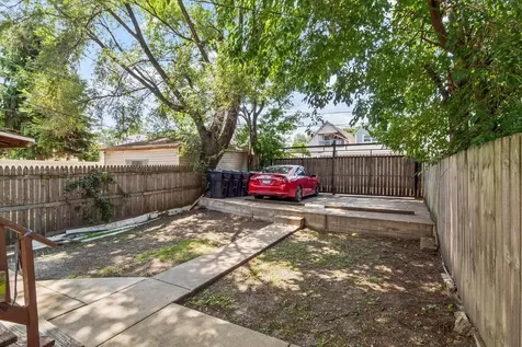 1922 North Central Park Avenue Chicago IL 60647