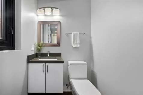 1349 North Leavitt Street Chicago IL 60622