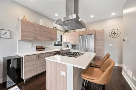 1349 North Leavitt Street Chicago IL 60622