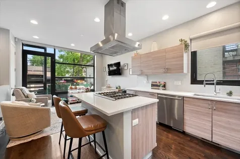 1349 North Leavitt Street Chicago IL 60622
