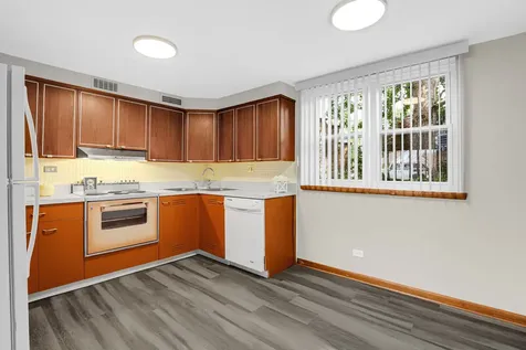 7101 West Foster Place Chicago IL 60656