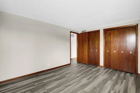 7101 West Foster Place Chicago IL 60656
