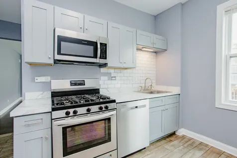 2906 North Harding Avenue Chicago IL 60618