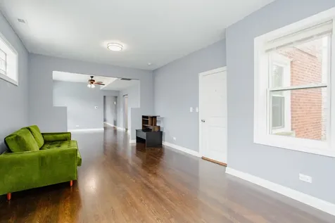 2906 North Harding Avenue Chicago IL 60618