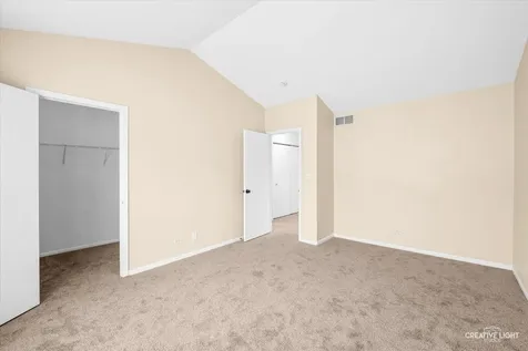 2409 Courtyard Circle Aurora IL 60506
