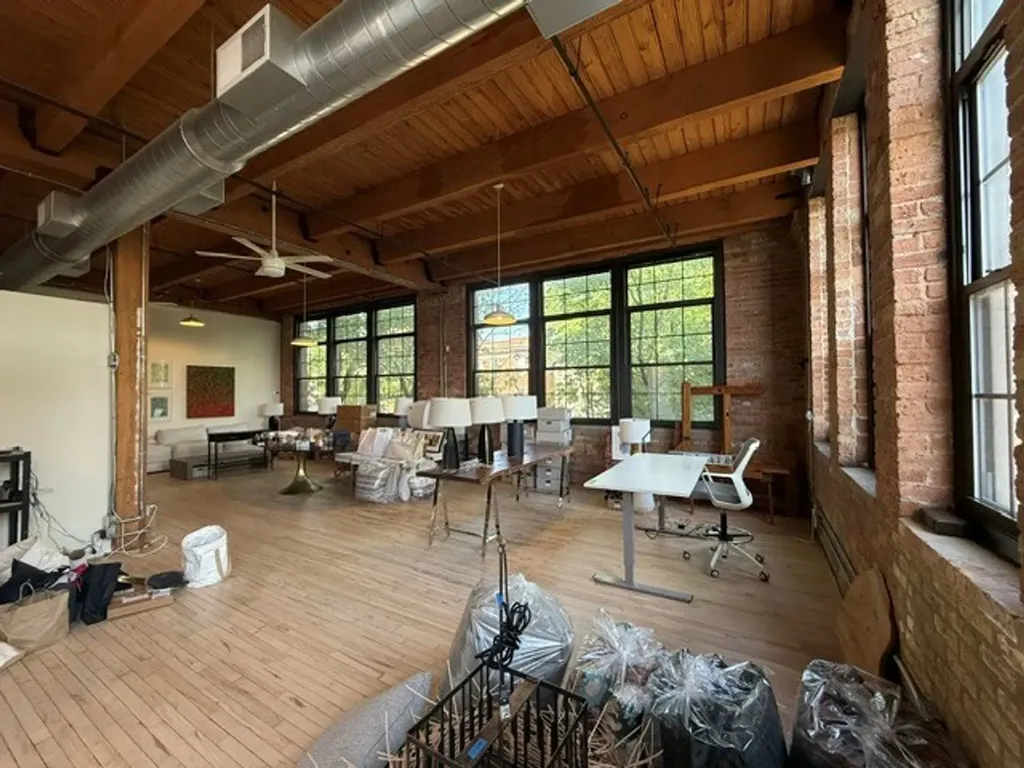4001 North Hermitage Road Chicago IL 60613