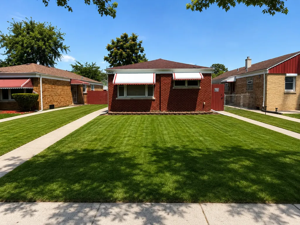 442 West 126th Street Chicago IL 60628