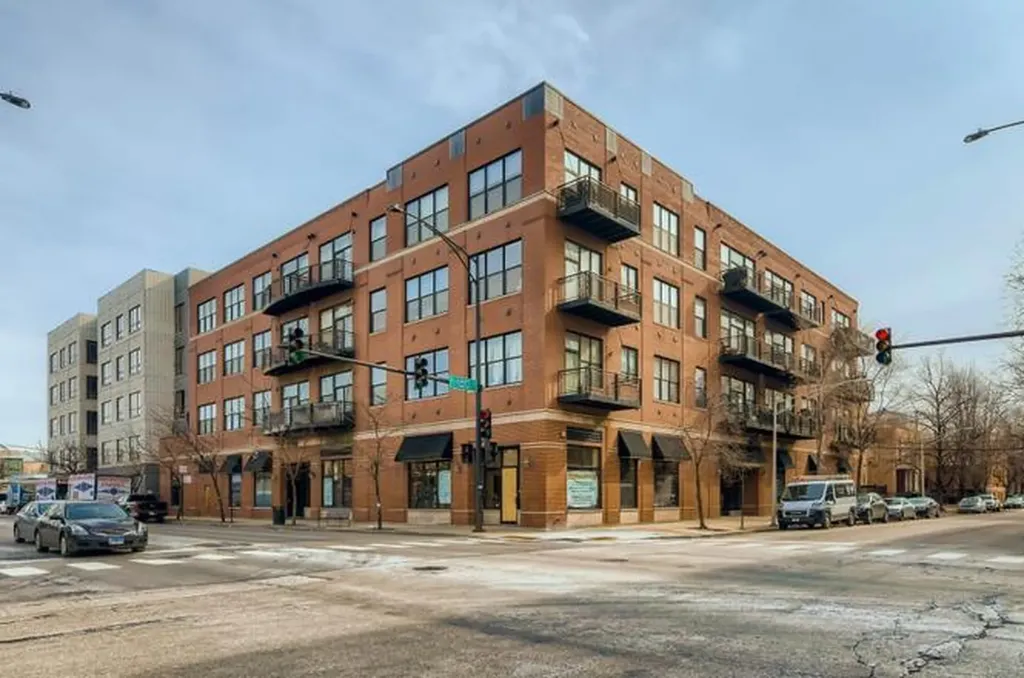 1 South Leavitt Street Chicago IL 60612