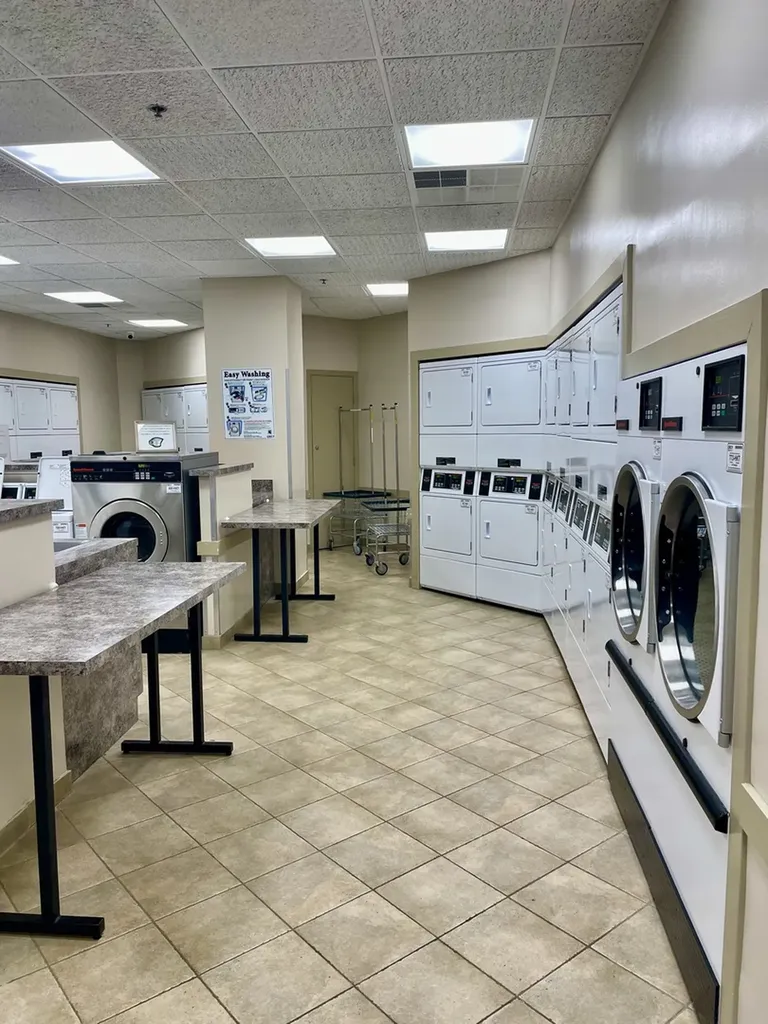 3660 North Lake Shore Drive W Chicago IL 60613