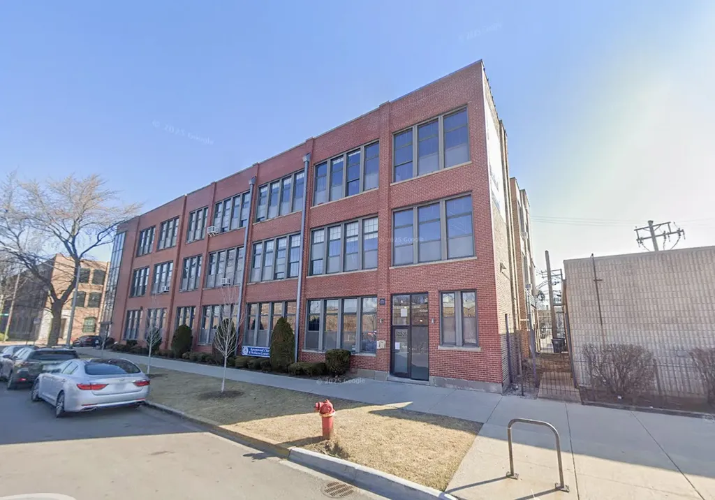 5215 North Ravenswood Avenue Chicago IL 60640