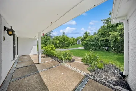 132 Wagon Wheel Lane Barrington IL 60010
