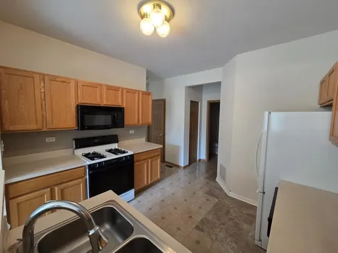 542 Peregrine Parkway Bartlett IL 60103