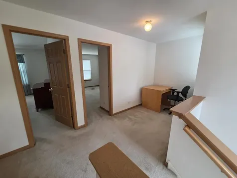 542 Peregrine Parkway Bartlett IL 60103