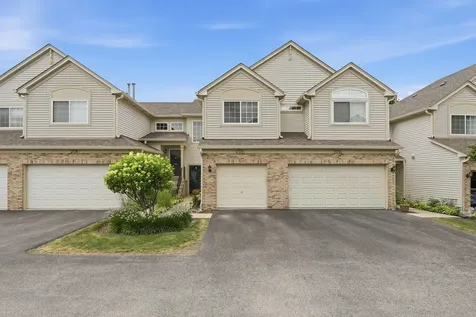 201 Nicole Drive South Elgin IL 60177