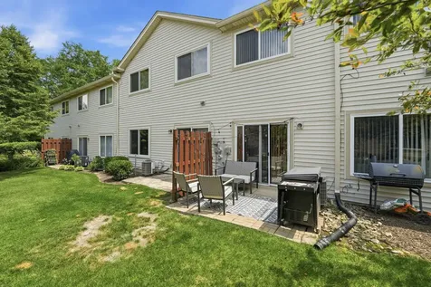 201 Nicole Drive South Elgin IL 60177