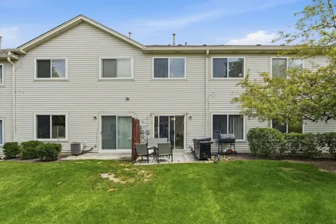 201 Nicole Drive South Elgin IL 60177